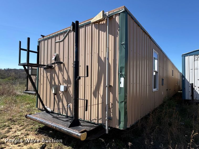 image for item FK1339 Skid mounted living quarters