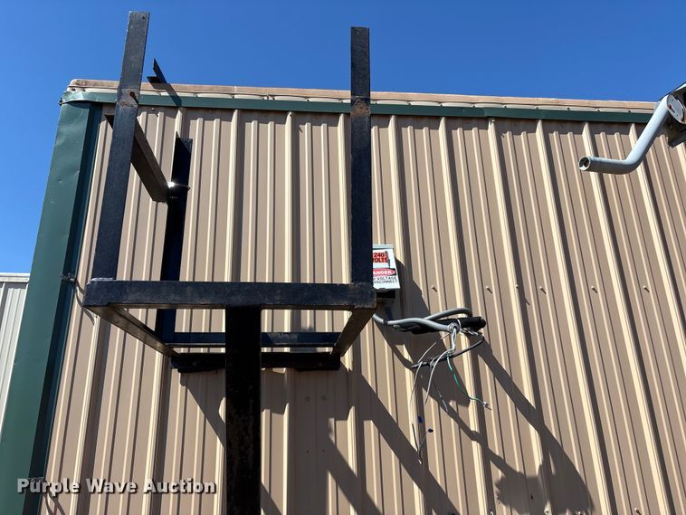 image for item FK1339 Skid mounted living quarters