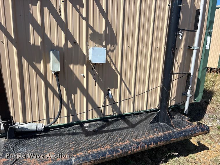 image for item FK1339 Skid mounted living quarters