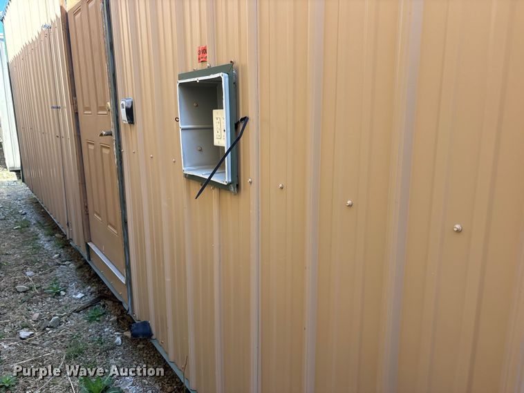 image for item FK1339 Skid mounted living quarters