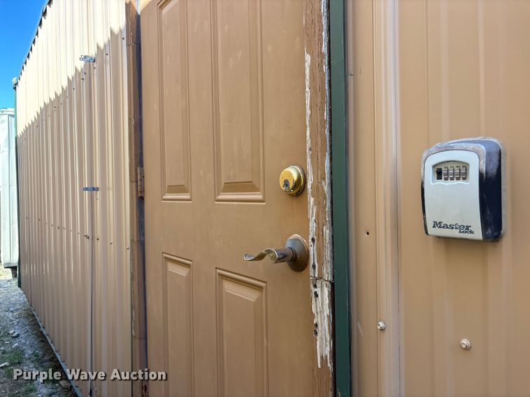 image for item FK1339 Skid mounted living quarters