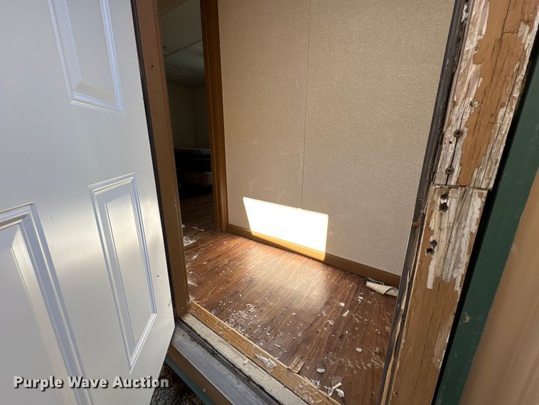 image for item FK1339 Skid mounted living quarters