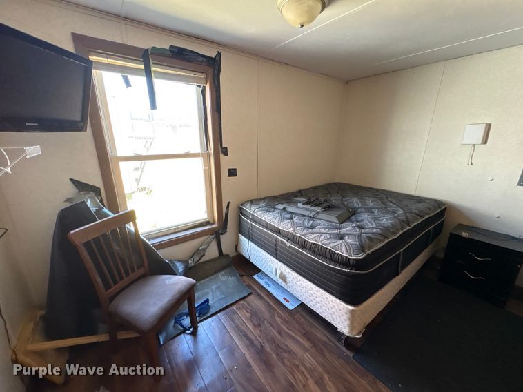 image for item FK1339 Skid mounted living quarters