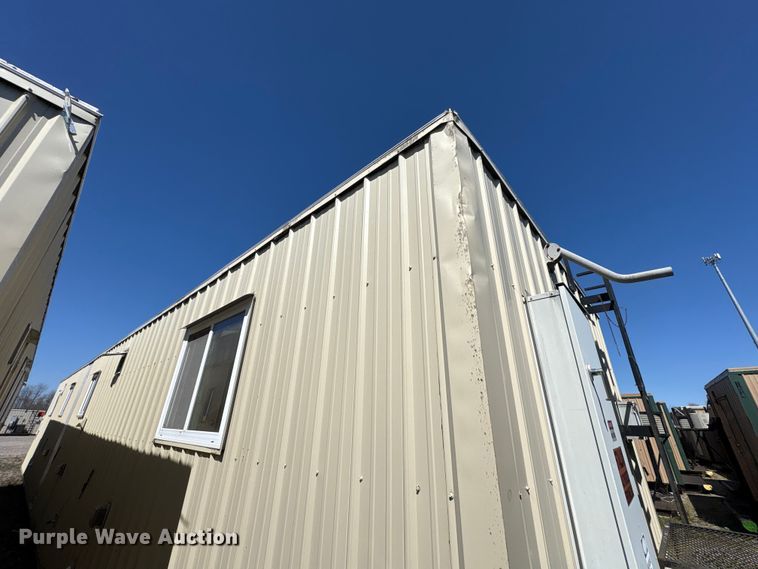 image for item FK1340 Skid mounted living quarters