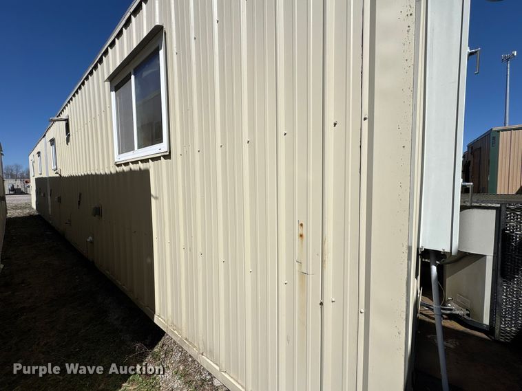 image for item FK1340 Skid mounted living quarters