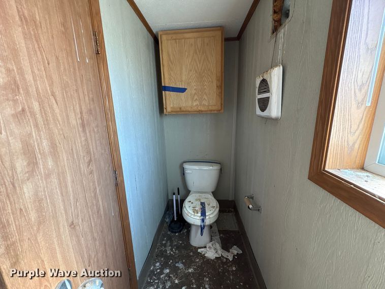 image for item FK1340 Skid mounted living quarters