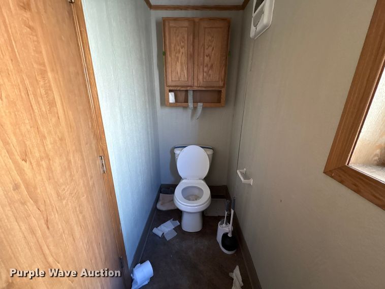 image for item FK1341 Skid mounted living quarters