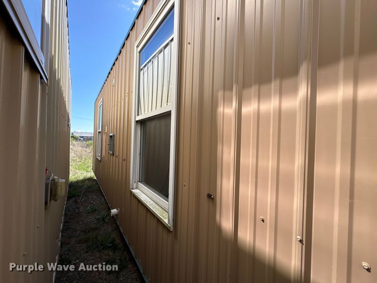 image for item FK1342 Skid mounted living quarters