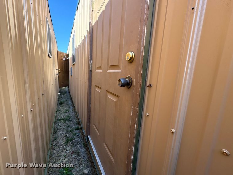 image for item FK1342 Skid mounted living quarters