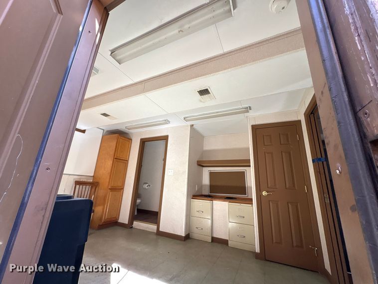 image for item FK1342 Skid mounted living quarters