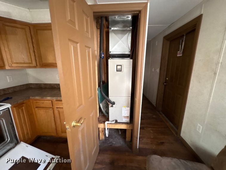 image for item FK1342 Skid mounted living quarters