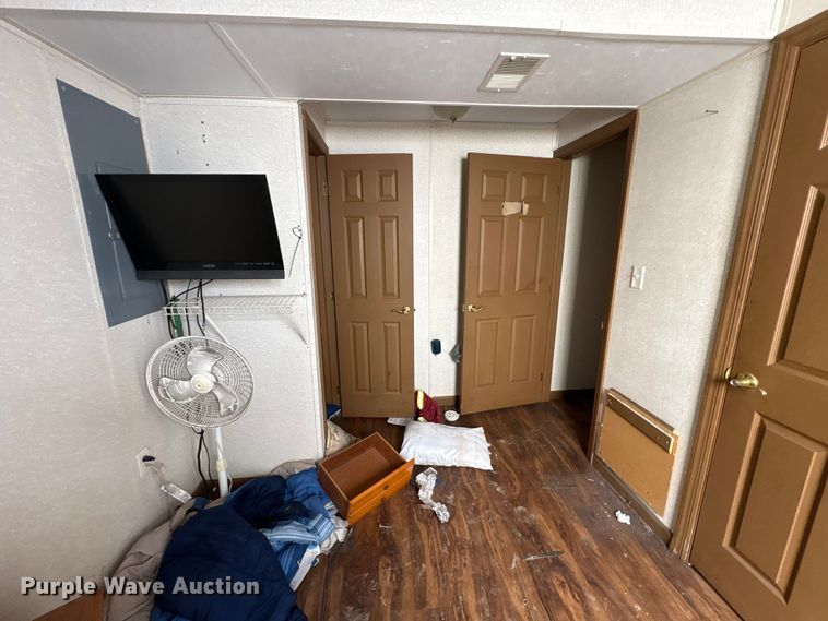 image for item FK1342 Skid mounted living quarters