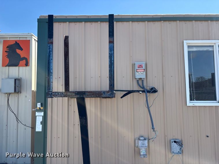 image for item FK1343 Skid mounted living quarters