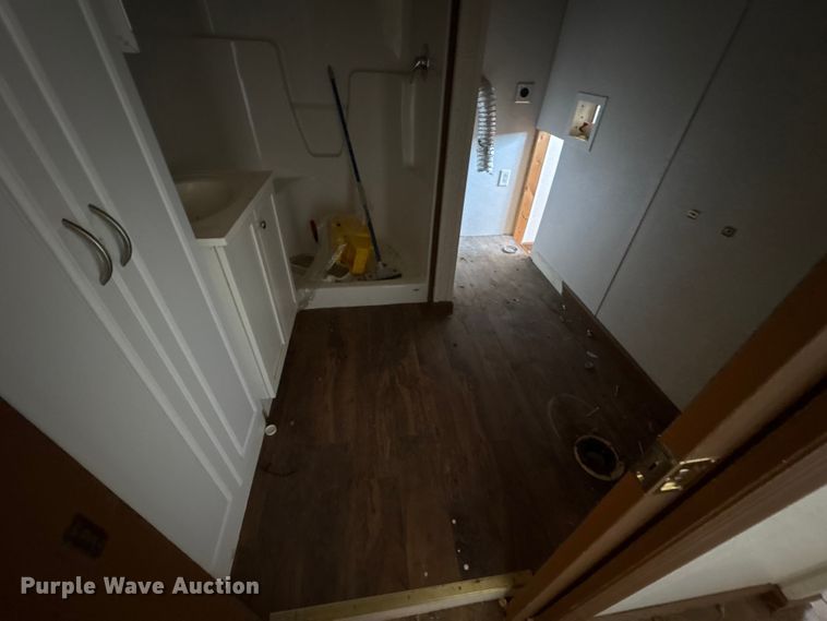 image for item FK1343 Skid mounted living quarters