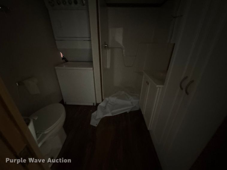 image for item FK1343 Skid mounted living quarters