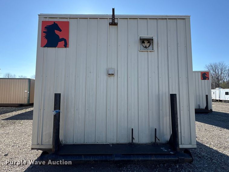image for item FK1351 Skid mounted living quarters