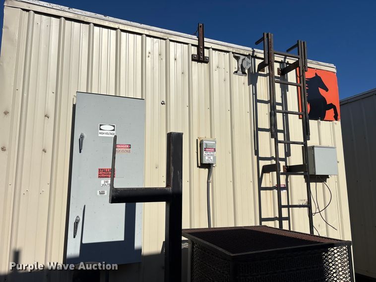 image for item FK1351 Skid mounted living quarters