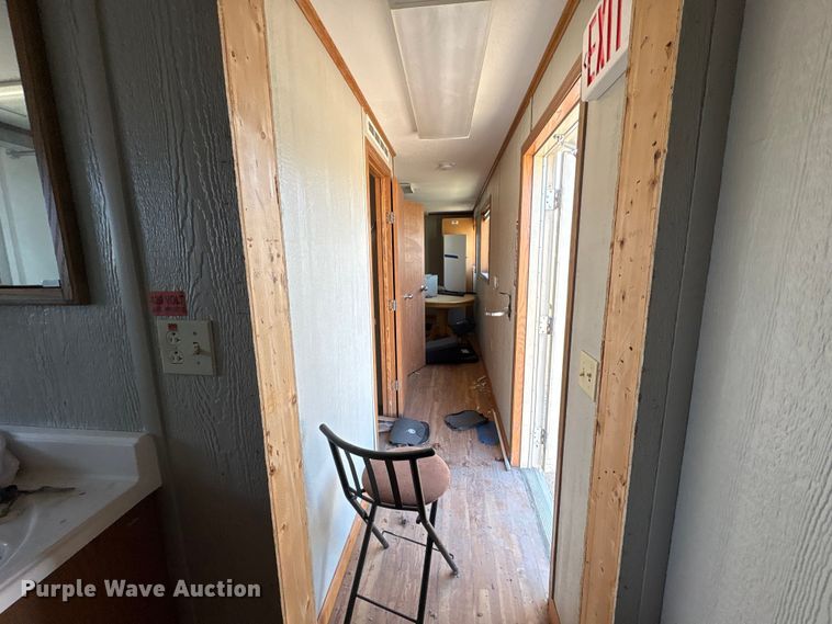 image for item FK1351 Skid mounted living quarters