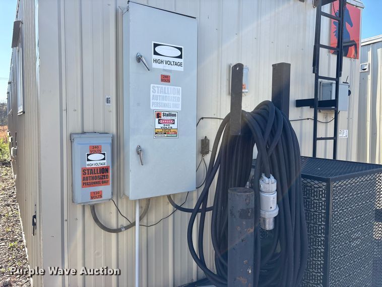 image for item FK1352 Skid mounted living quarters