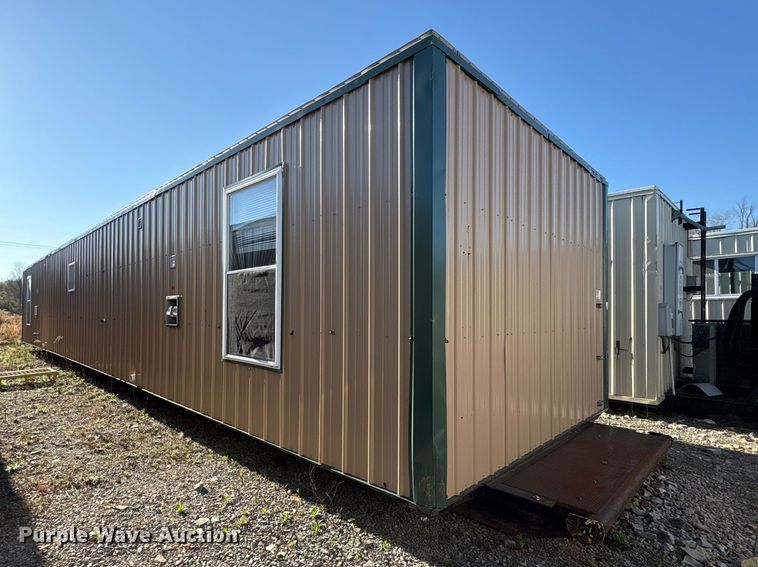 image for item FK1355 Skid mounted living quarters