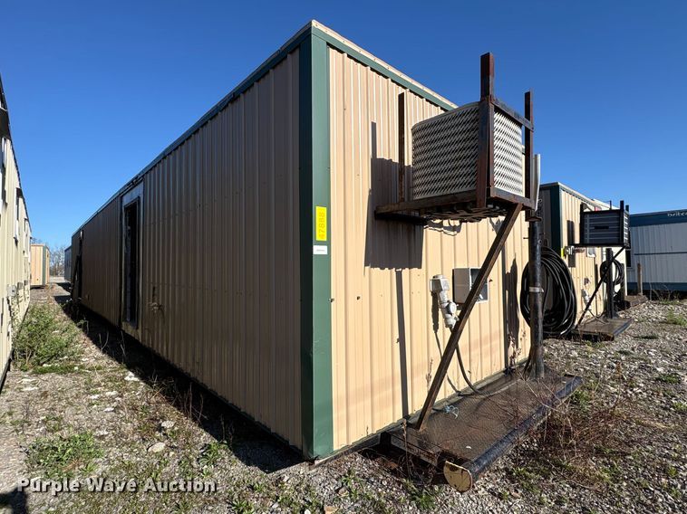 image for item FK1355 Skid mounted living quarters