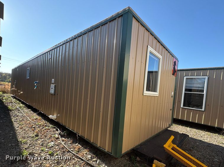 image for item FK1356 Skid mounted living quarters