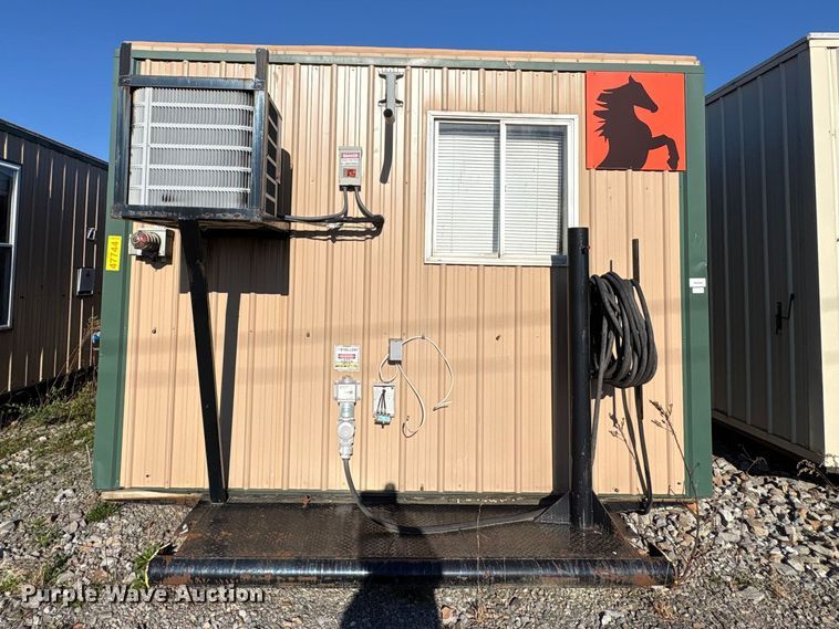 image for item FK1356 Skid mounted living quarters