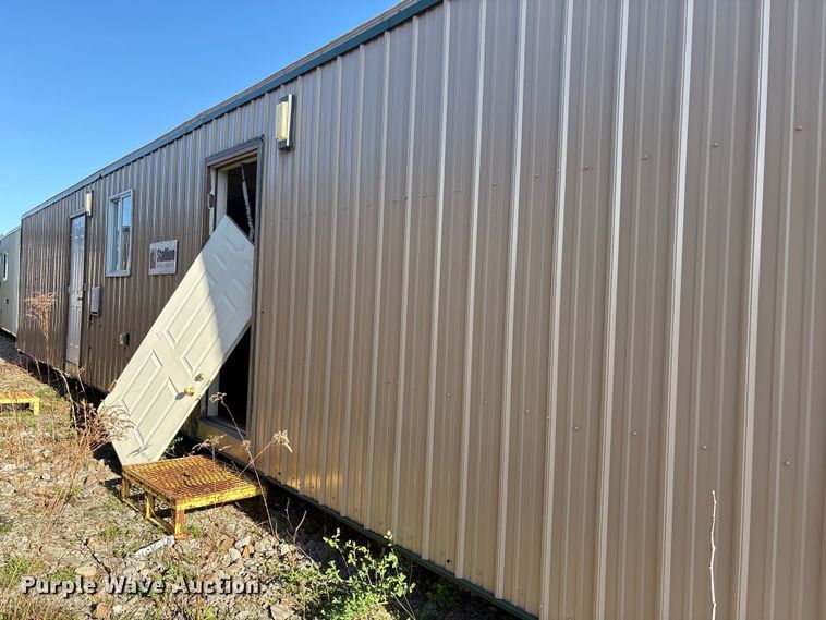 image for item FK1356 Skid mounted living quarters