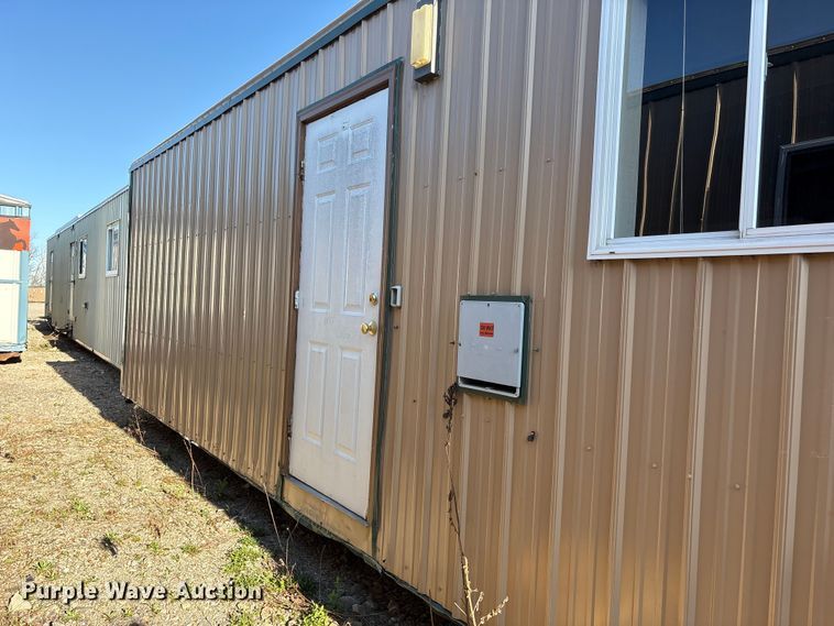 image for item FK1356 Skid mounted living quarters