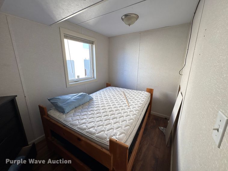 image for item FK1356 Skid mounted living quarters