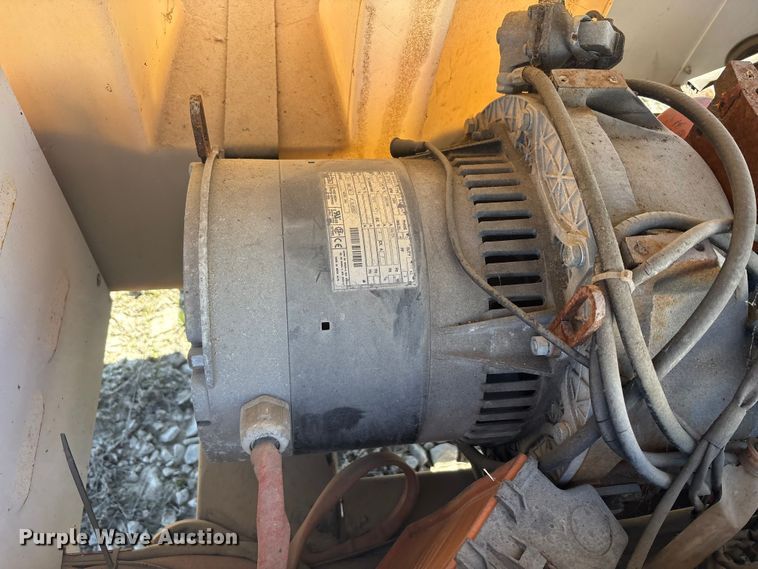 image for item FK1357 2014 Multiquip light plant