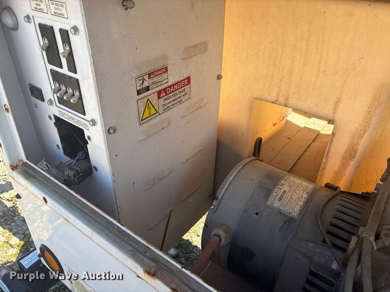 image for item FK1357 2014 Multiquip light plant