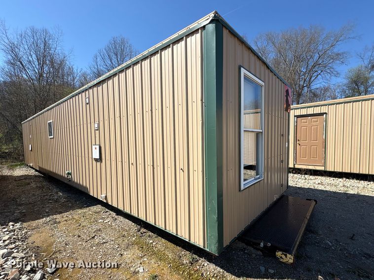 image for item FK1361 Skid mounted living quarters