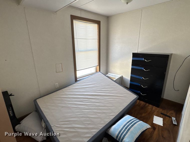 image for item FK1361 Skid mounted living quarters