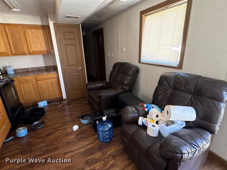 image for item FK1361 Skid mounted living quarters
