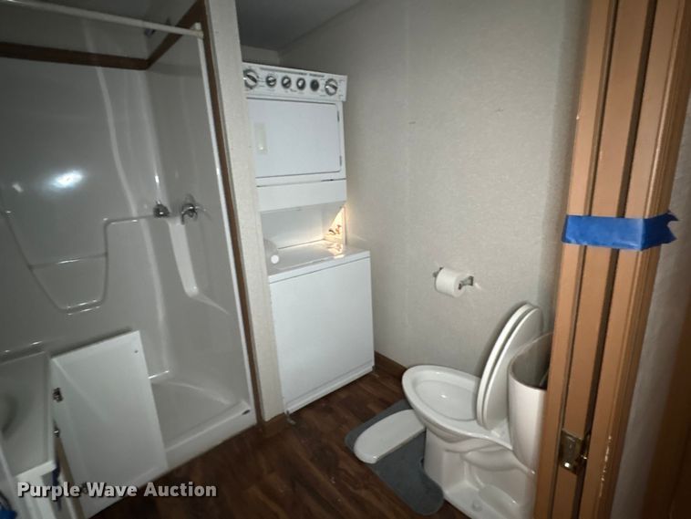 image for item FK1361 Skid mounted living quarters
