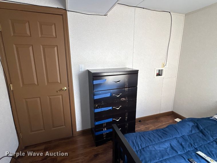 image for item FK1361 Skid mounted living quarters