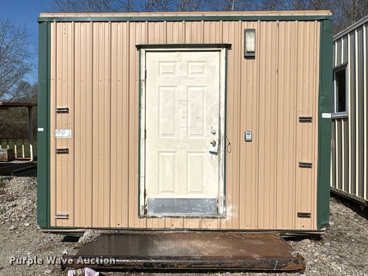 image for item FK1362 Skid mounted living quarters