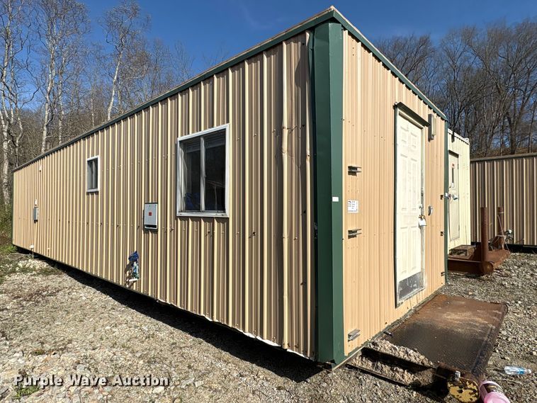 image for item FK1362 Skid mounted living quarters