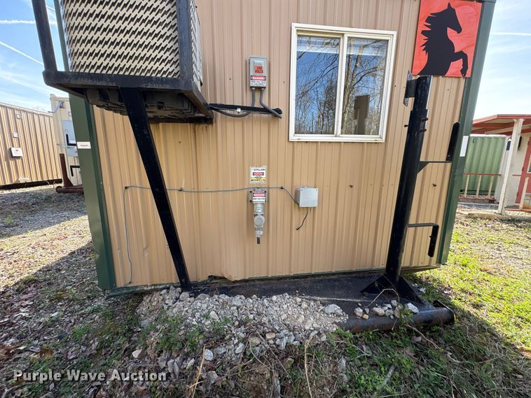 image for item FK1362 Skid mounted living quarters