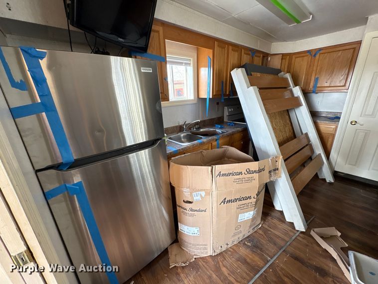 image for item FK1362 Skid mounted living quarters