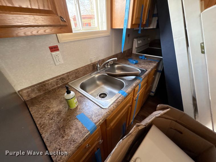 image for item FK1362 Skid mounted living quarters