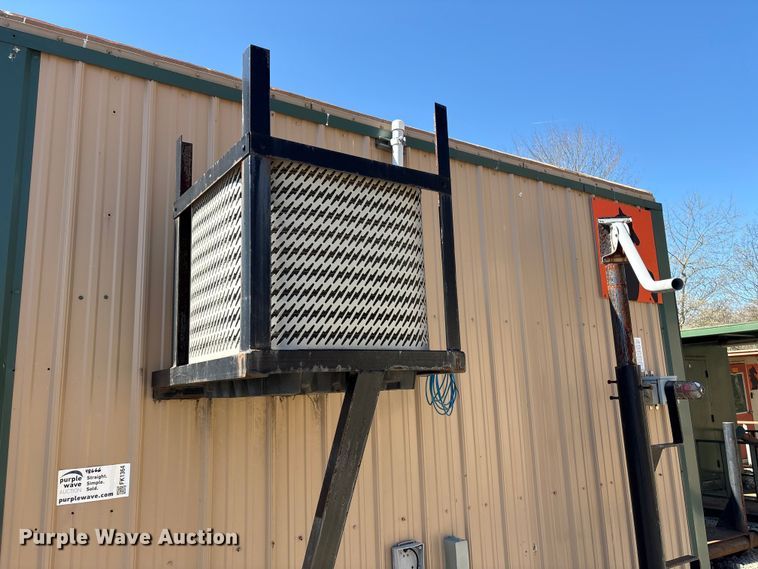 image for item FK1364 Skid mounted office