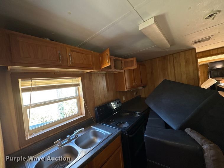 image for item FK1365 Skid mounted living quarters