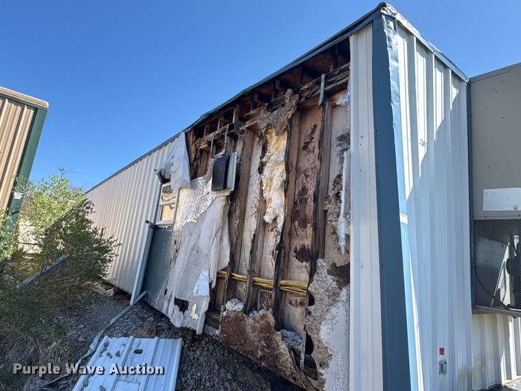 image for item FK1365 Skid mounted living quarters