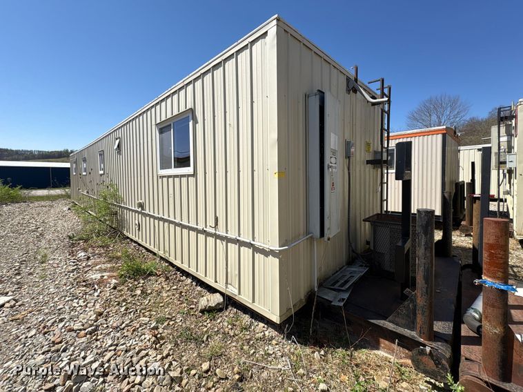 image for item FK1367 Skid mounted living quarters