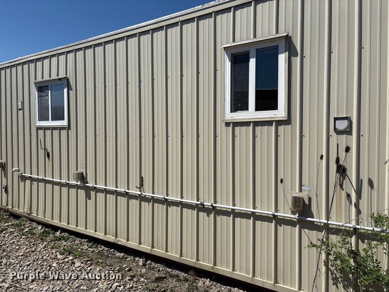 image for item FK1367 Skid mounted living quarters