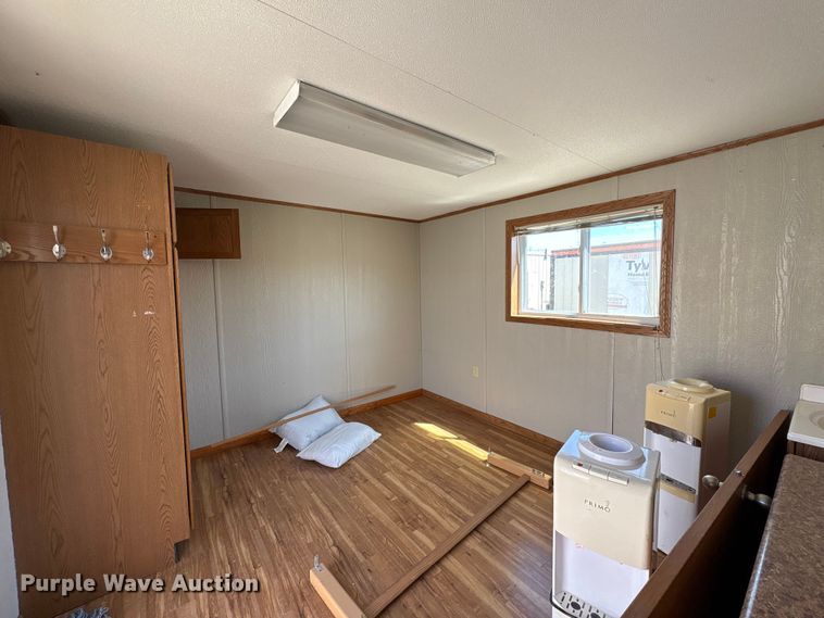 image for item FK1367 Skid mounted living quarters