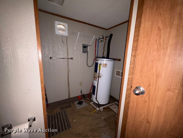 image for item FK1367 Skid mounted living quarters
