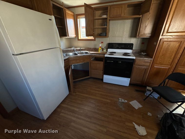 image for item FK1367 Skid mounted living quarters